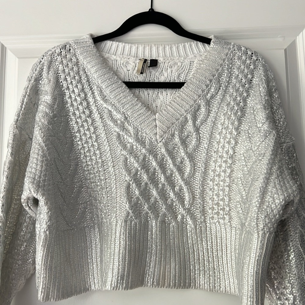 Topshop Metallic Silver Cropped Cable Knit Sweater, Size L